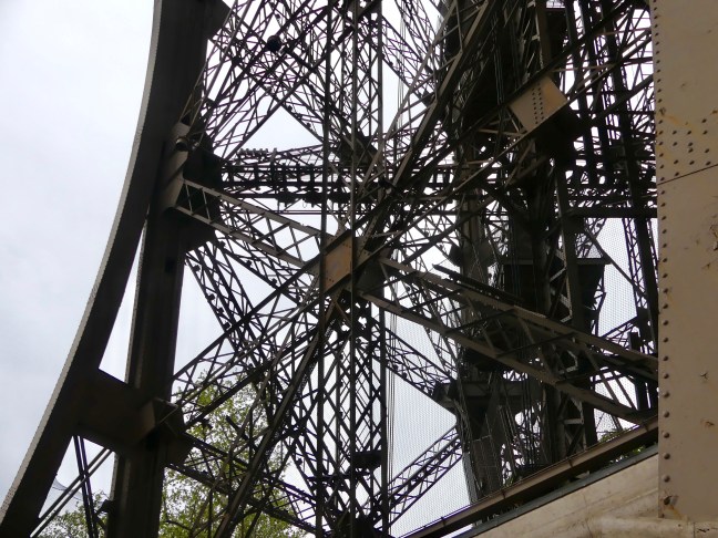 BB952E44-BF70-4CBD-8BE4-B850659E5D3A